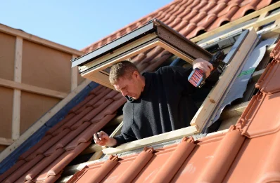 Pose de fenêtres de toit Velux à Cézan